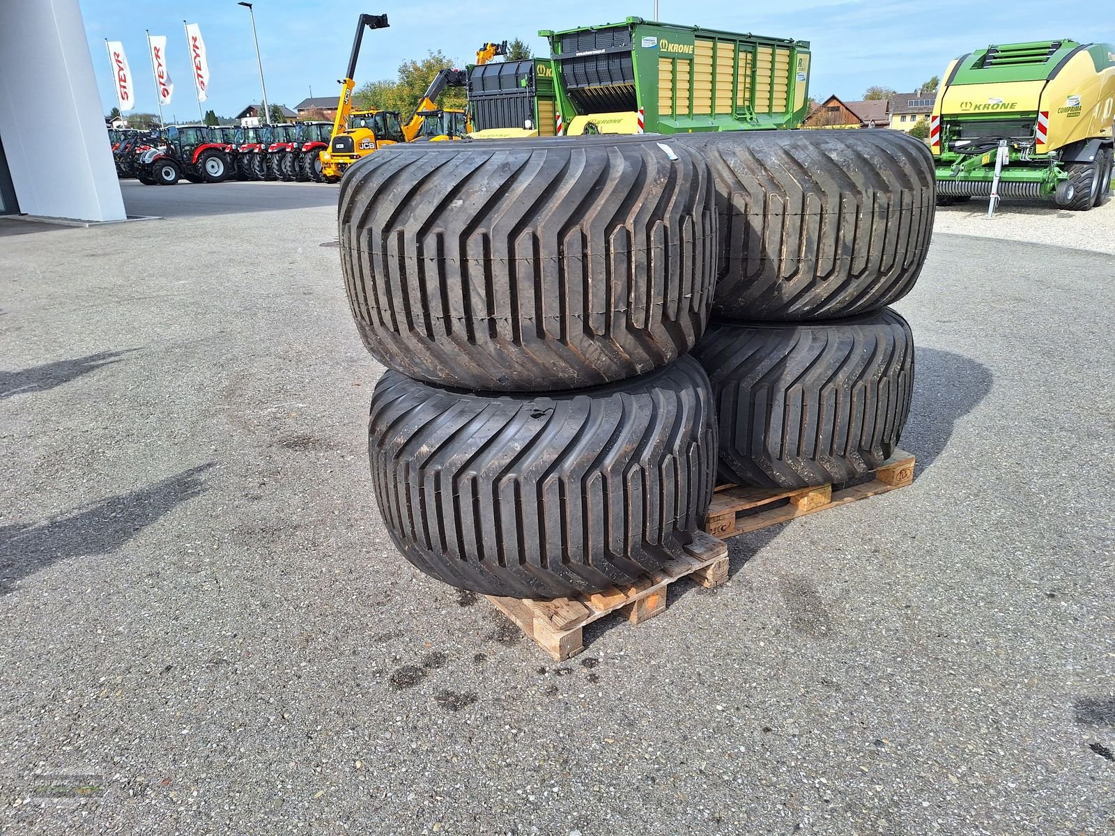 Rad des Typs BKT 700/50-22,5 FL648 ET, Neumaschine in Gampern (Bild 2)