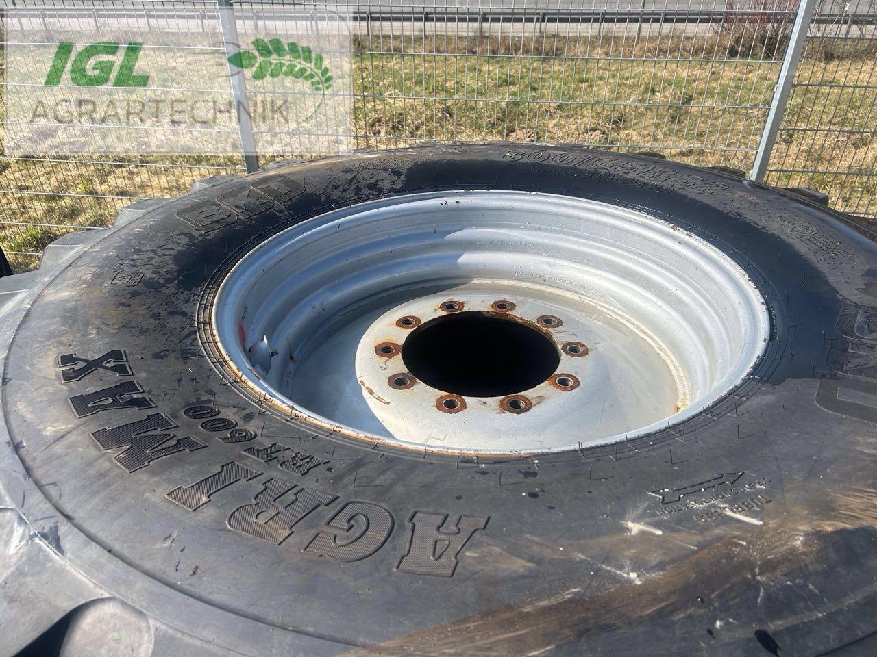 Rad tip BKT 800/65R32, Gebrauchtmaschine in Nabburg (Poză 3)