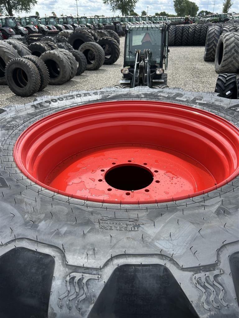 Rad des Typs BKT 900/50R42 + 710/55R30 - komplette hjul, Gebrauchtmaschine in Rødekro (Bild 7)