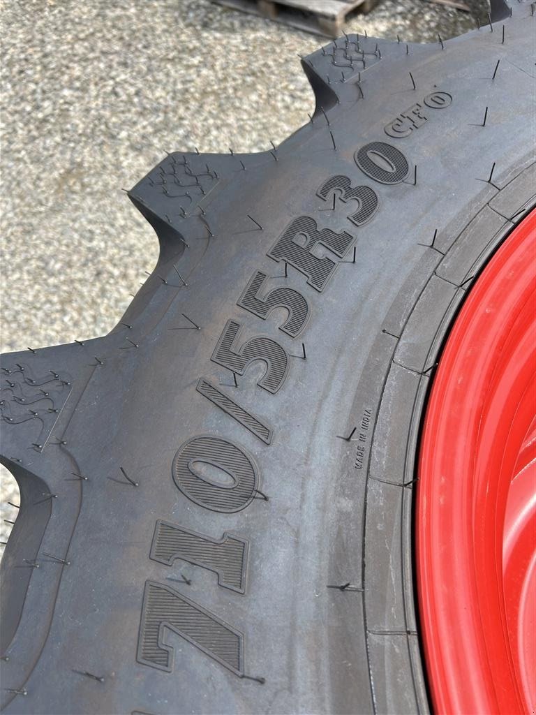 Rad des Typs BKT 900/50R42 + 710/55R30 - komplette hjul, Gebrauchtmaschine in Rødekro (Bild 5)