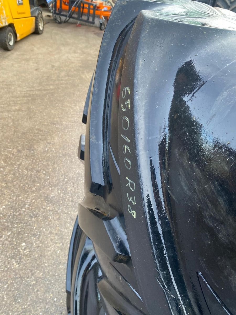 Rad del tipo BKT BKT 650/60R38, Gebrauchtmaschine In Pischelsdorf am Engelbach (Immagine 5)