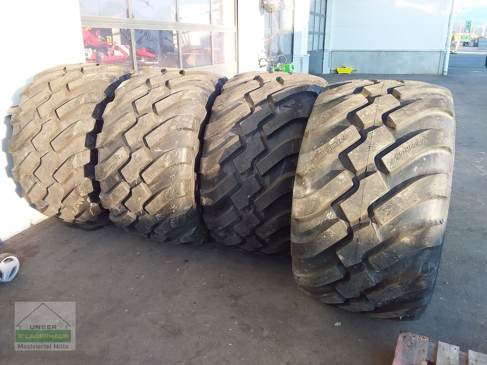 Rad des Typs BKT BKT FL 630 Ultra, Neumaschine in Bergland (Bild 1)