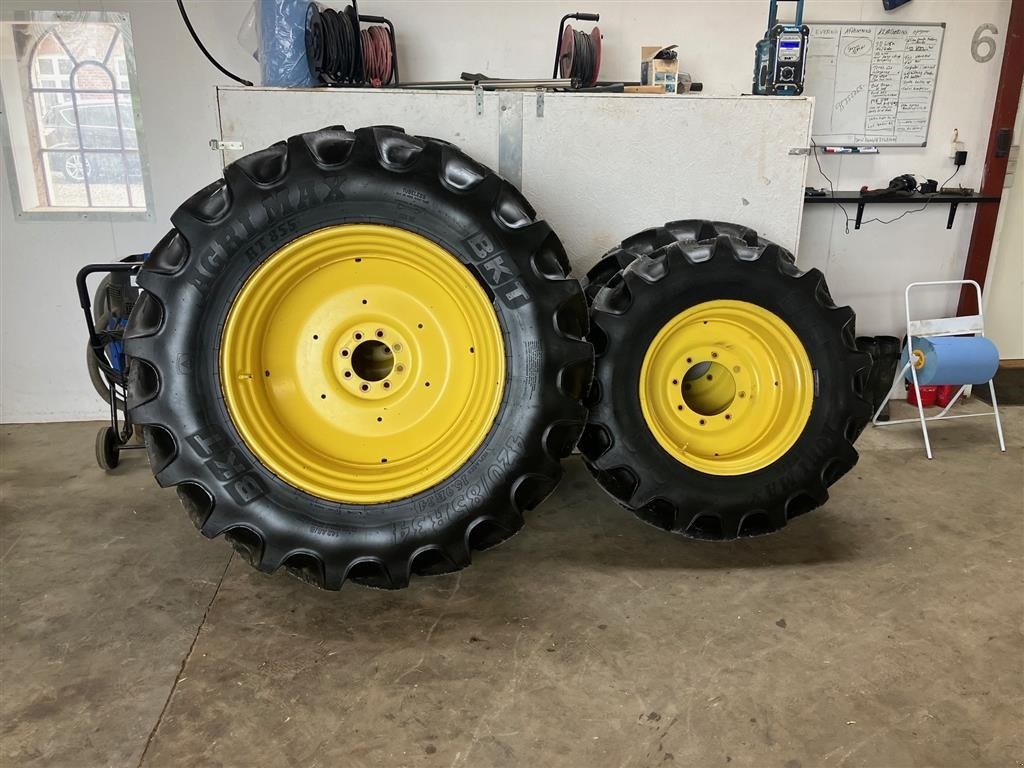 Rad des Typs BKT komplet sæt  John Deere 5000 serie, Gebrauchtmaschine in Thorsø (Bild 9)