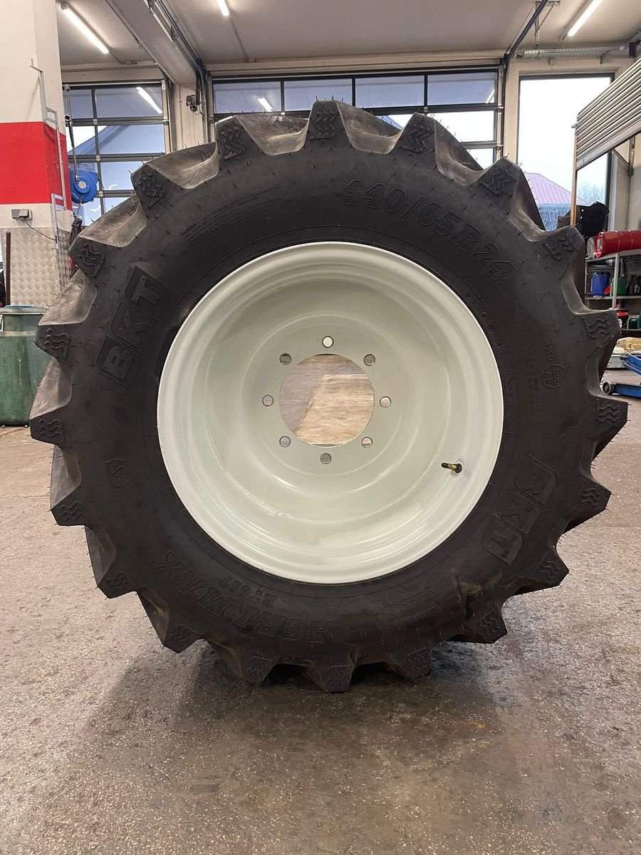 Rad от тип BKT Trinker Kompletträder, Neumaschine в Berndorf (Снимка 1)