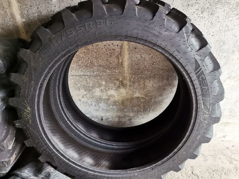 Rad типа Ceat 230/95 R36, Neumaschine в Ochsenhausen (Фотография 5)