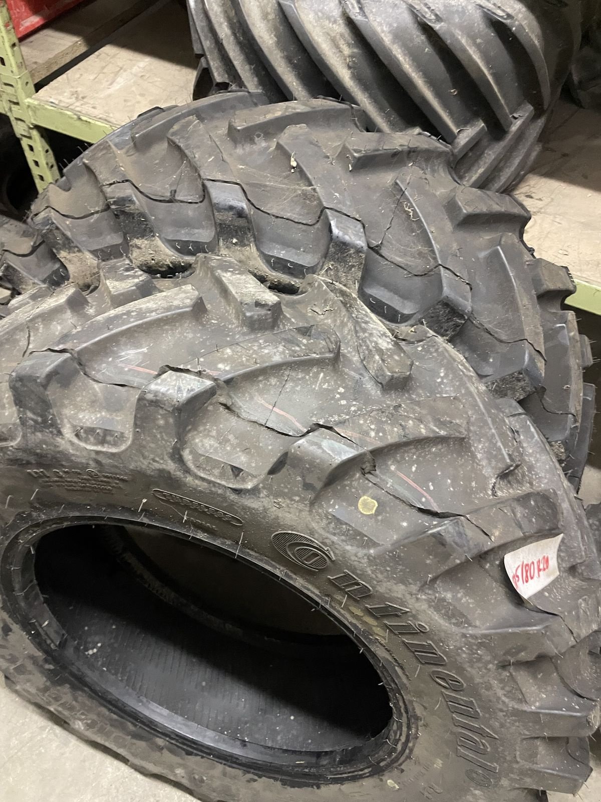 Rad typu Continental 275/80R20, Gebrauchtmaschine w Adnet (Zdjęcie 1)