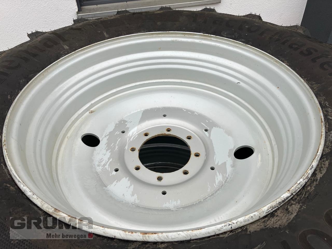 Rad des Typs Continental 480/65R28 u. 600/65R38 Tractor Master, Neumaschine in Friedberg-Derching (Bild 6)