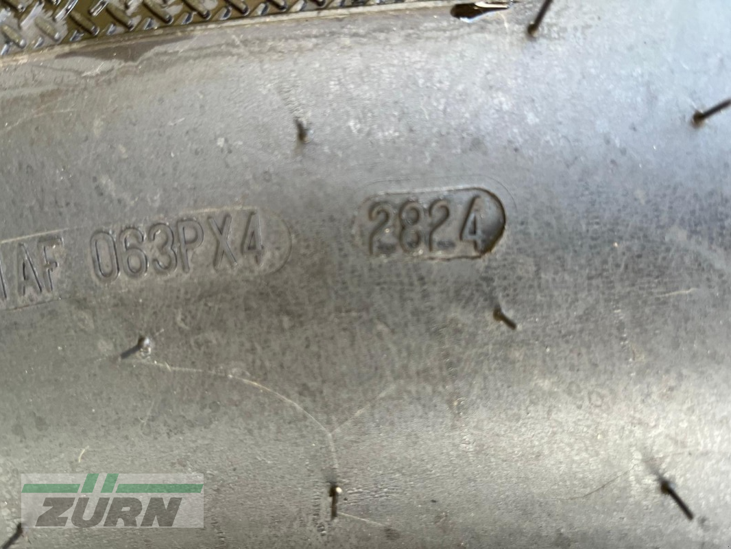 Rad des Typs Continental 600/65 R28 Continental, Neumaschine in Holzgünz - Schwaighausen (Bild 8)