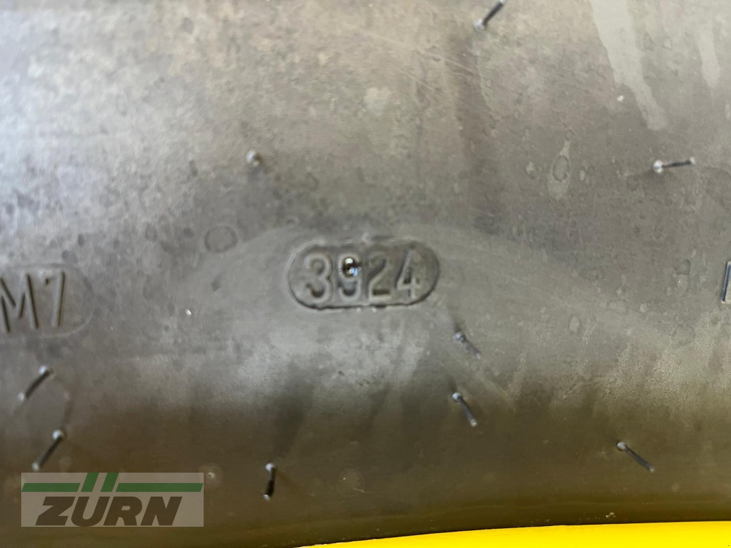 Rad des Typs Continental 650/65 R42 Continental, Neumaschine in Holzgünz - Schwaighausen (Bild 8)