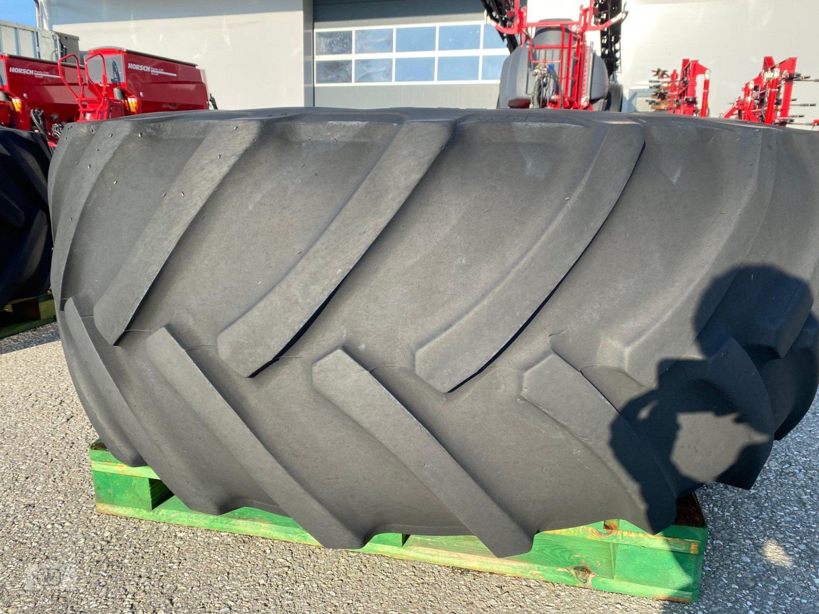 Rad des Typs Continental 650/75 R 32, Gebrauchtmaschine in Zell an der Pram (Bild 20)