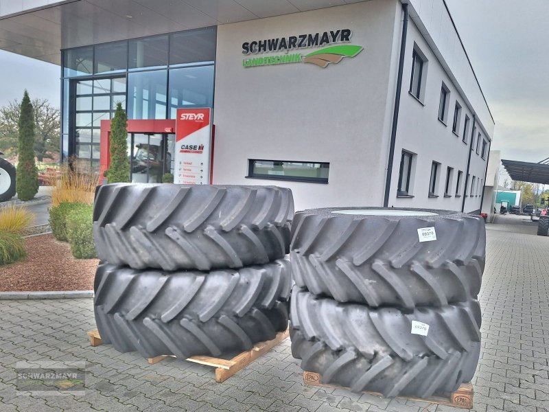 Rad des Typs Continental 710/60R42+600/60R30 Kompletträder, Vorführmaschine in Aurolzmünster (Bild 1)