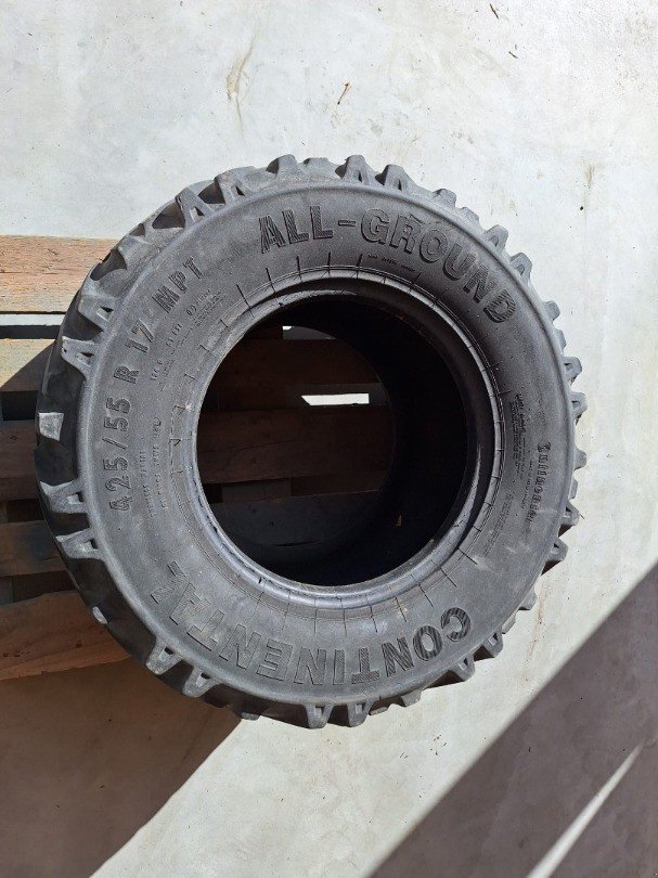 Rad des Typs Continental ALL - Ground 425 / 55 R17, Gebrauchtmaschine in Susten (Bild 3)