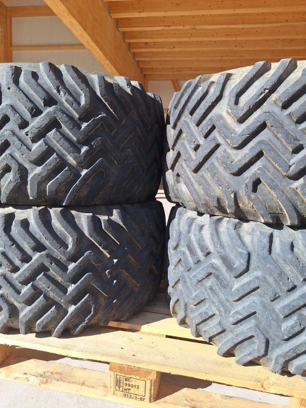 Rad des Typs Continental All - Ground 440 / 50 R17, Gebrauchtmaschine in Susten (Bild 3)