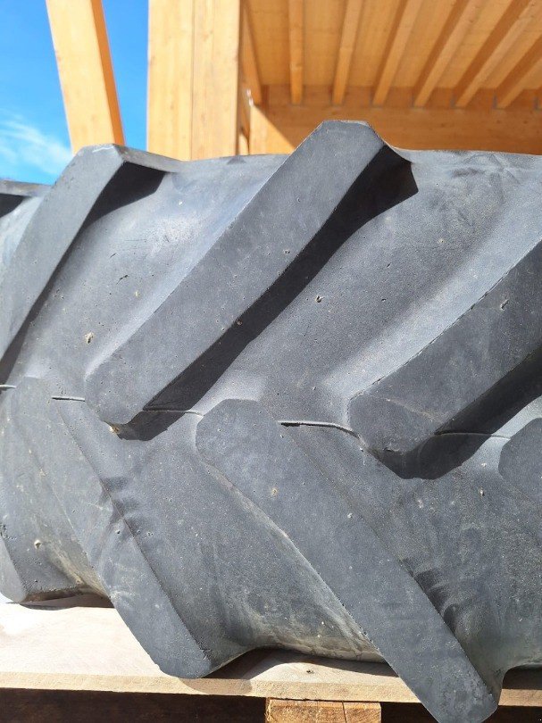 Rad typu Continental Contract AC 70 T, Gebrauchtmaschine v Susten (Obrázek 4)