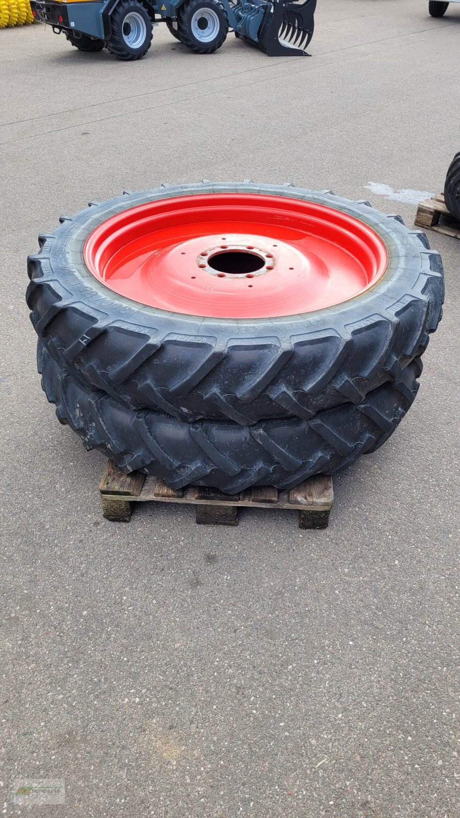 Rad des Typs Continental Kompletträder, Gebrauchtmaschine in Schwäbisch Hall (Bild 1)