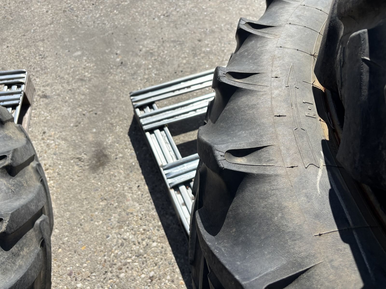 Rad typu Continental Pflegebereifung 1,8m/2,25m Spur, Gebrauchtmaschine v Starrein (Obrázek 11)