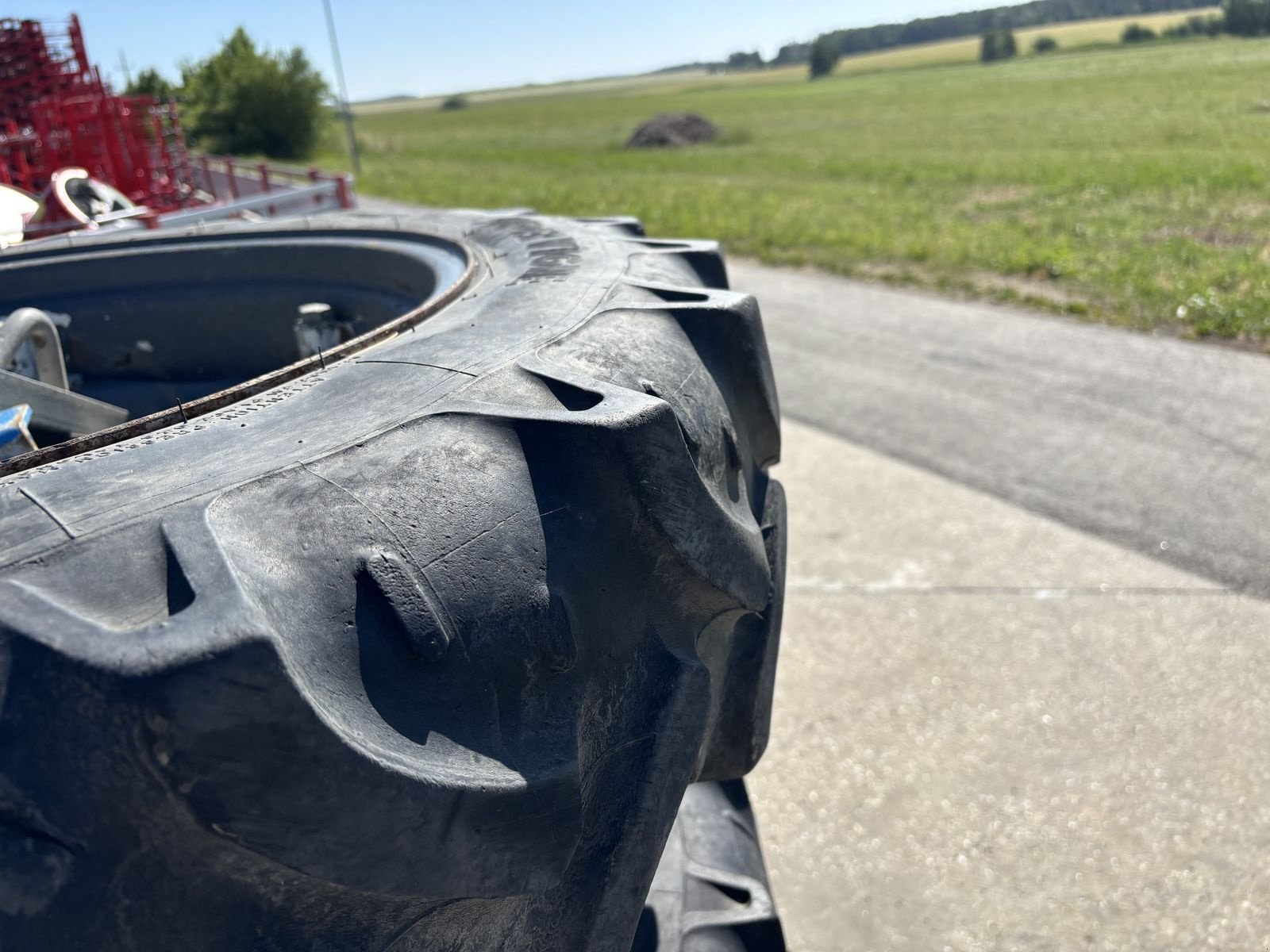 Rad typu Continental Pflegebereifung 1,8m/2,25m Spur, Gebrauchtmaschine v Starrein (Obrázek 9)