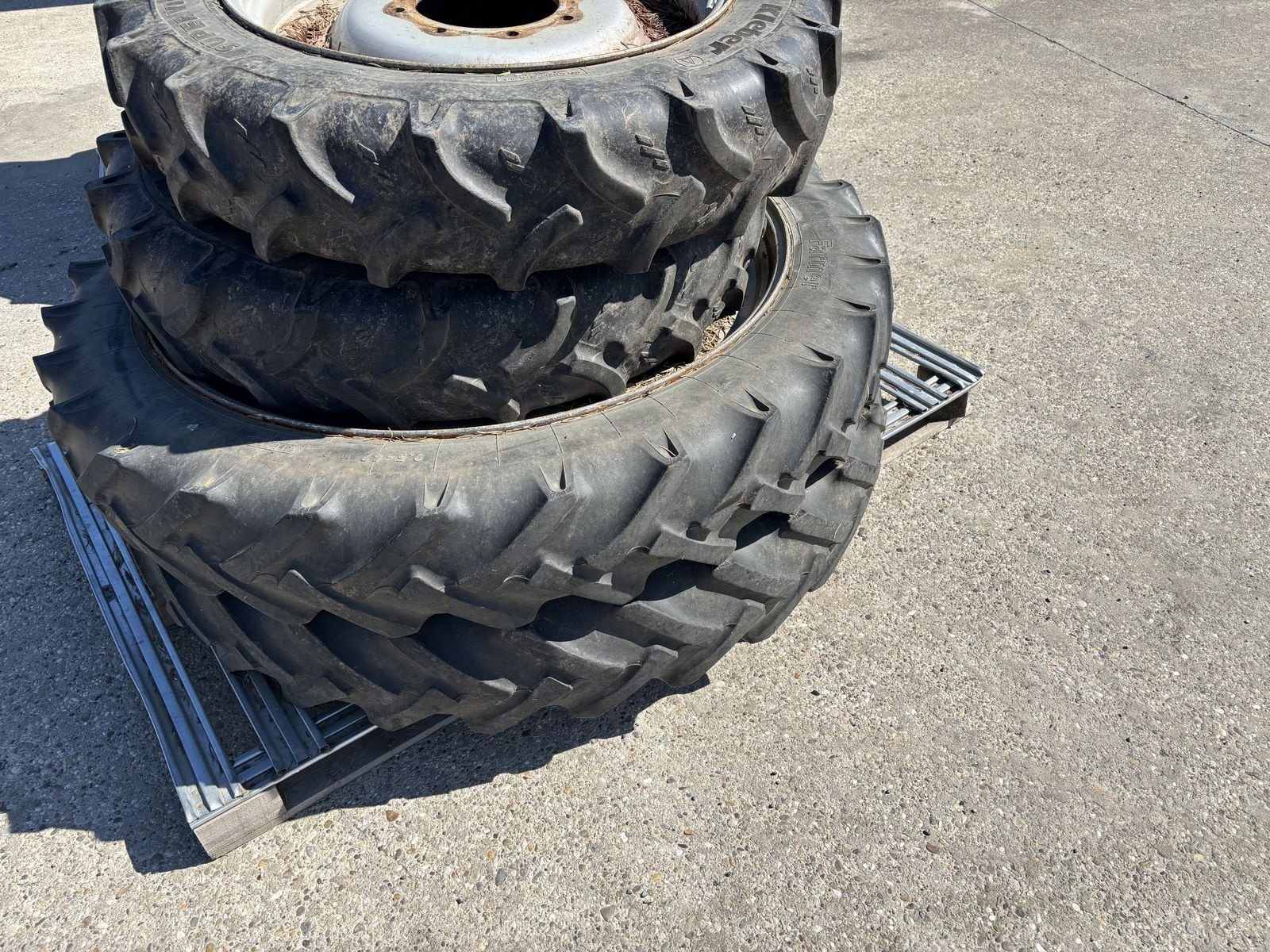 Rad typu Continental Pflegebereifung 1,8m/2,25m Spur, Gebrauchtmaschine v Starrein (Obrázek 4)