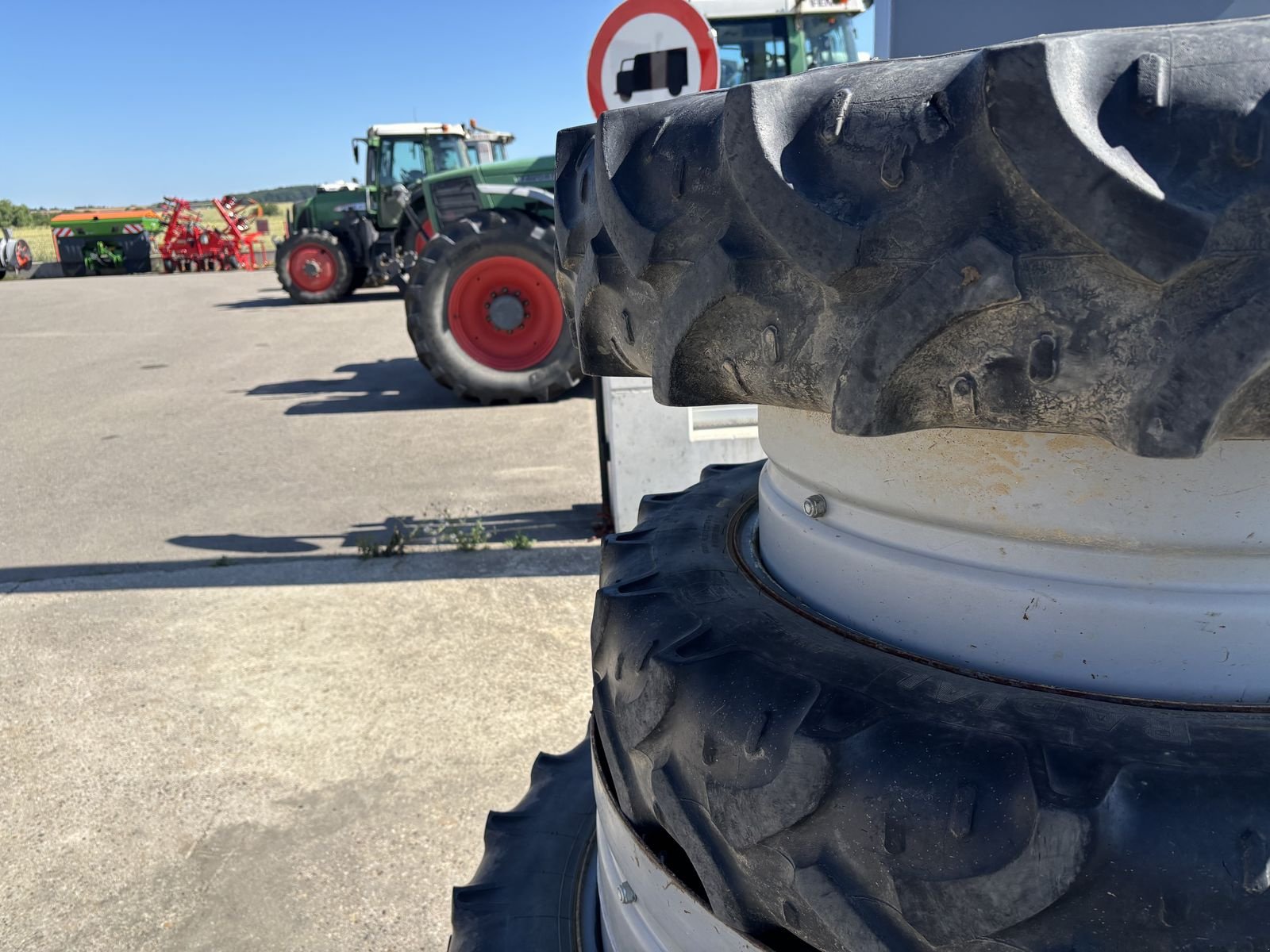 Rad typu Continental Pflegebereifung 1,8m/2,25m Spur, Gebrauchtmaschine v Starrein (Obrázek 8)