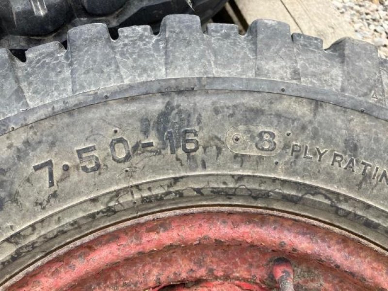 Rad typu Dunlop 7.50-16, Gebrauchtmaschine v Tim (Obrázek 2)