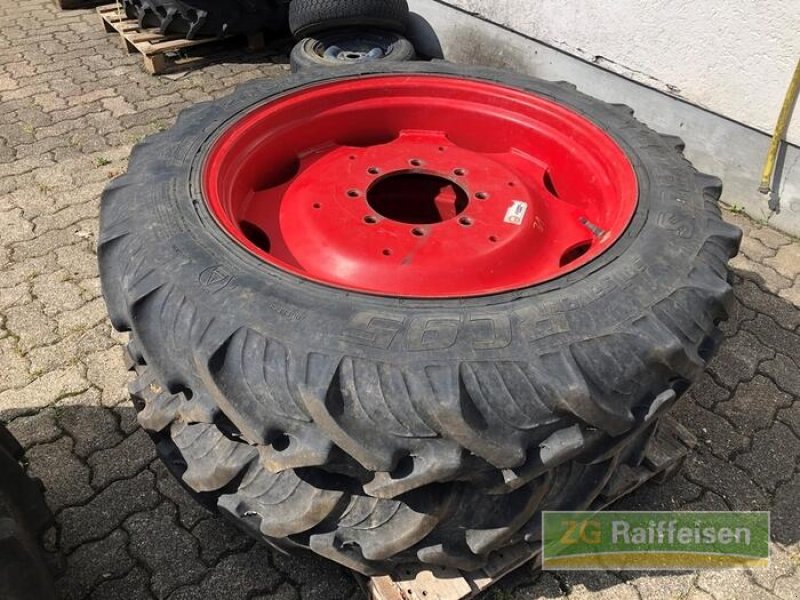 Rad des Typs Fendt 270/95R32 u.300/95R46, Gebrauchtmaschine in Appenweier (Bild 2)