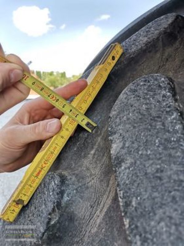 Rad del tipo Firestone 1 Garnitur Reifen 650/65R38 und 540/65R28, Gebrauchtmaschine In Aurolzmünster (Immagine 2)