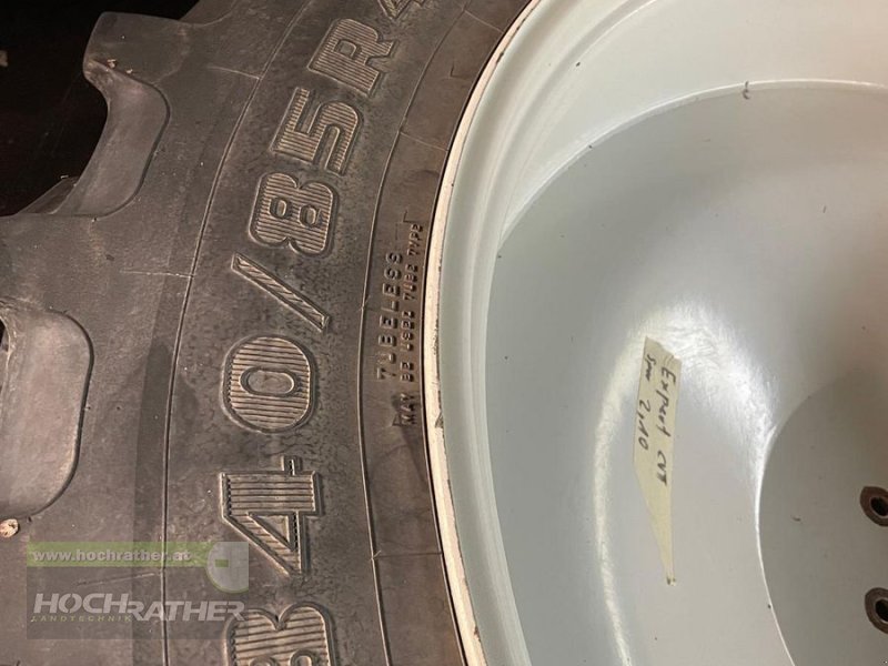 Rad des Typs Firestone 340/85 R48+ 320/90 R32, Gebrauchtmaschine in Kronstorf (Bild 1)