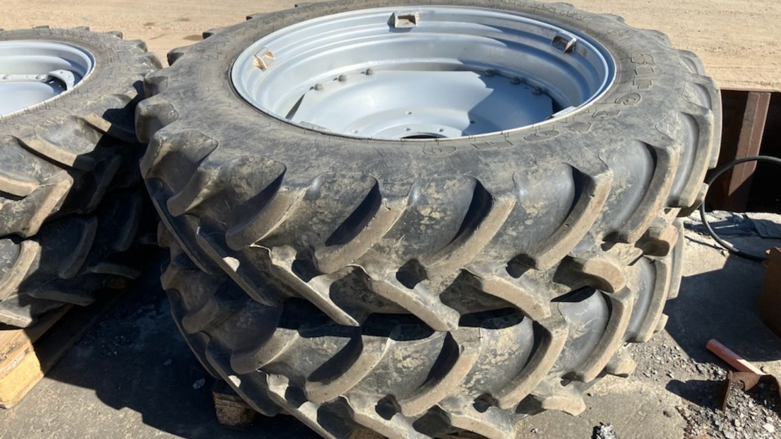 Rad tipa Firestone 340/85R38, Gebrauchtmaschine u Aabenraa (Slika 1)