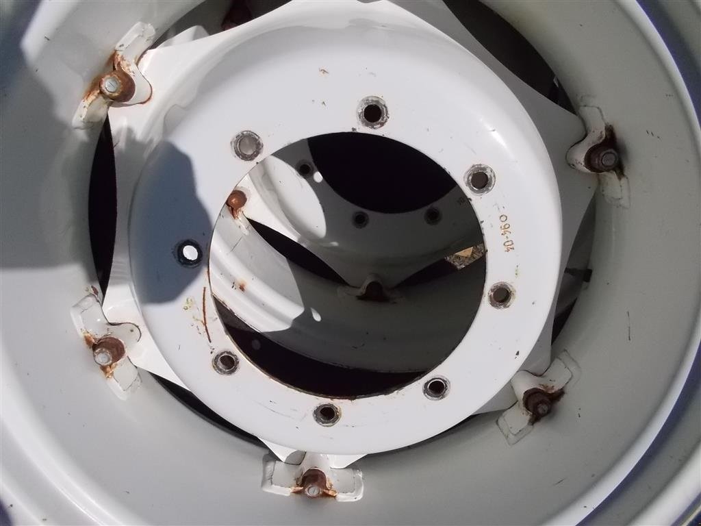 Rad типа Firestone 380/85-28 30 mm mønster, Gebrauchtmaschine в Roslev (Фотография 5)