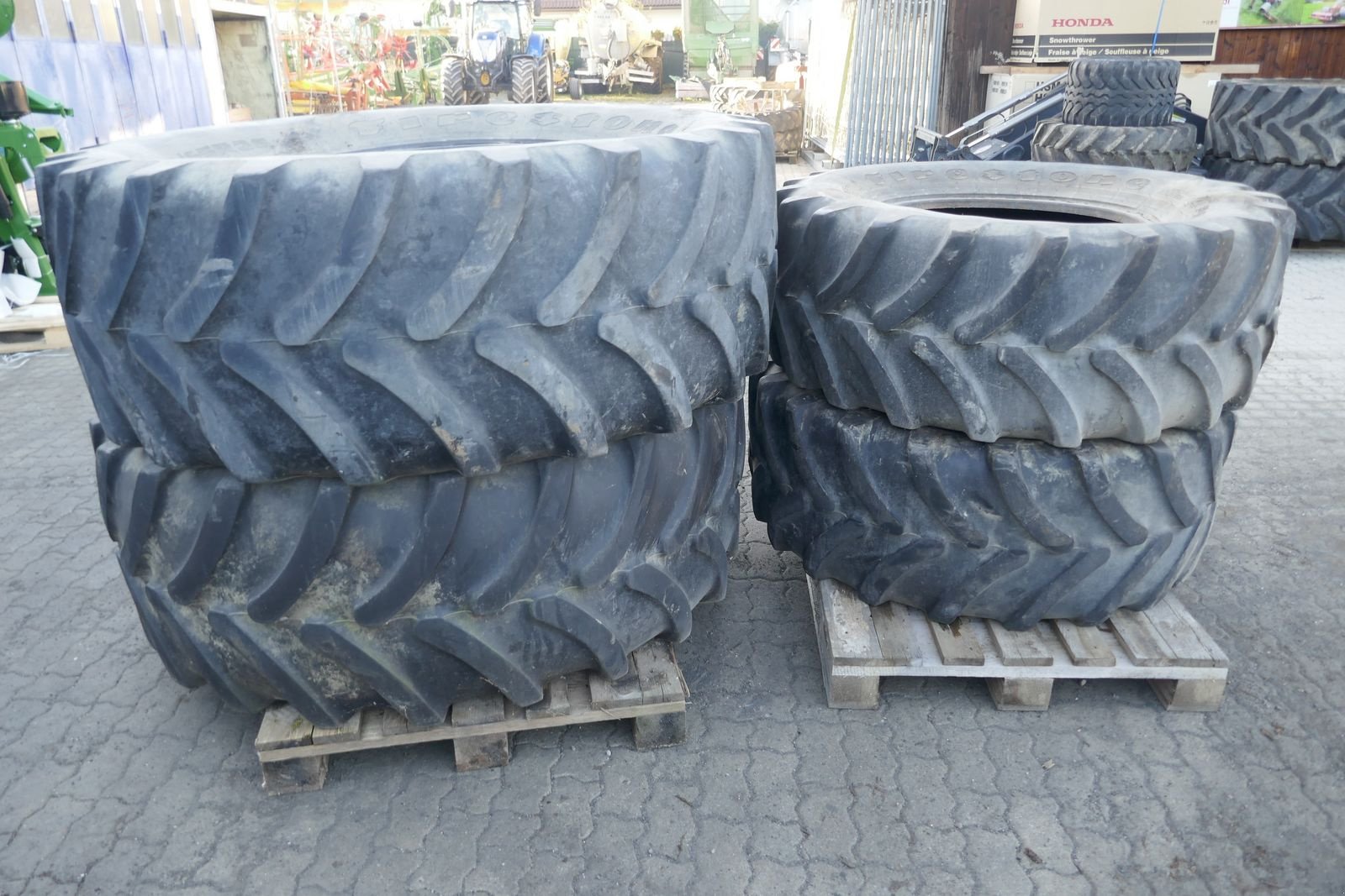 Rad of the type Firestone 650/65R38 und 540/65R28, Gebrauchtmaschine in Villach (Picture 4)