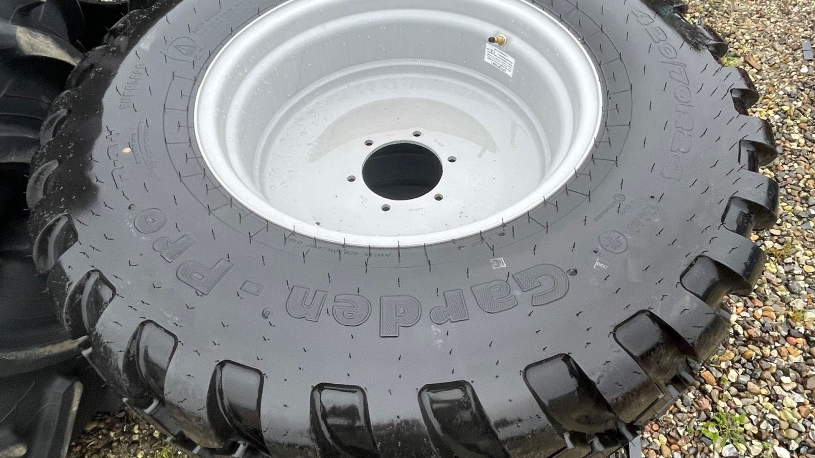 Rad типа Galaxy 420/70R24, Gebrauchtmaschine в Hjørring (Фотография 1)