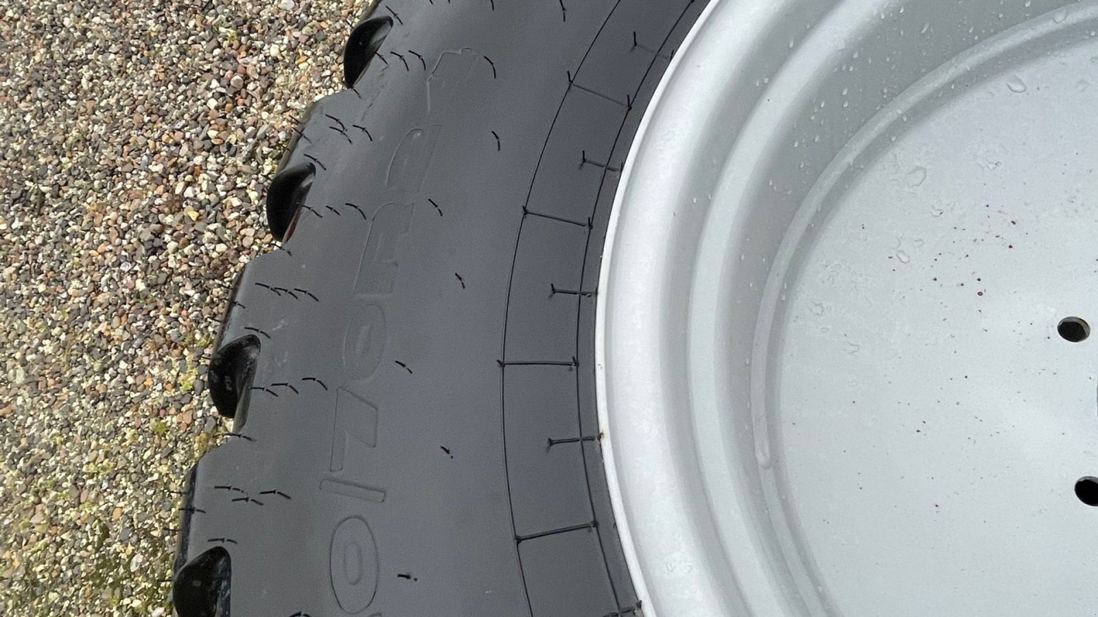 Rad типа Galaxy 420/70R24, Gebrauchtmaschine в Hjørring (Фотография 3)