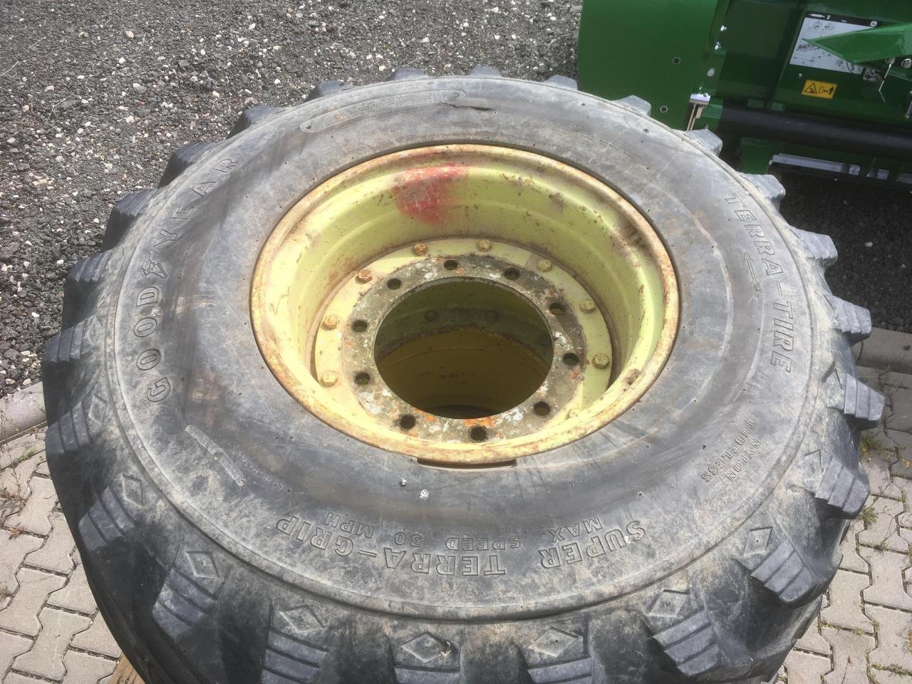 Rad typu GoodYear 48x31.00-20 NHS x2, Gebrauchtmaschine v Zweibrücken (Obrázek 6)