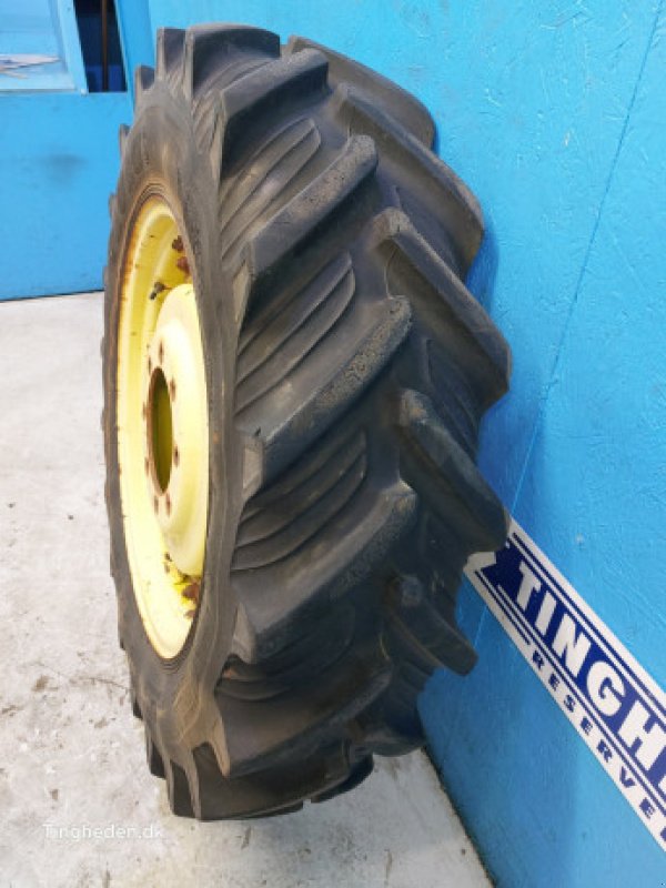 Rad des Typs John Deere 28"   12.4-R28, Gebrauchtmaschine in Hemmet (Bild 9)