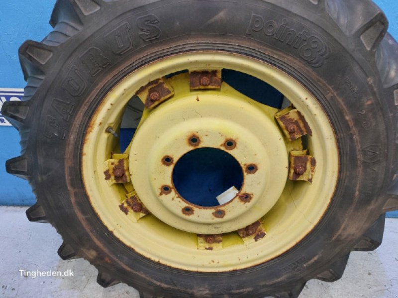 Rad des Typs John Deere 28"   12.4-R28, Gebrauchtmaschine in Hemmet (Bild 3)