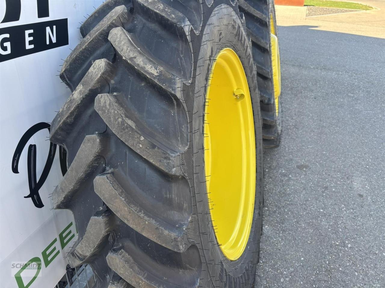 Rad des Typs John Deere 380/85R34 149D Alliance Agriflex 354+, Neumaschine in Herbrechtingen (Bild 11)