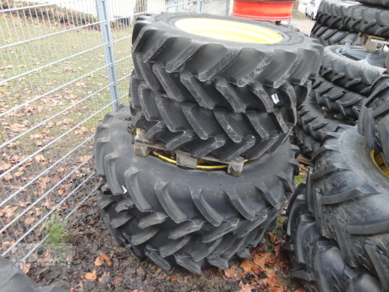 Rad des Typs John Deere 6130R, Gebrauchtmaschine in Kandern-Tannenkirch (Bild 1)