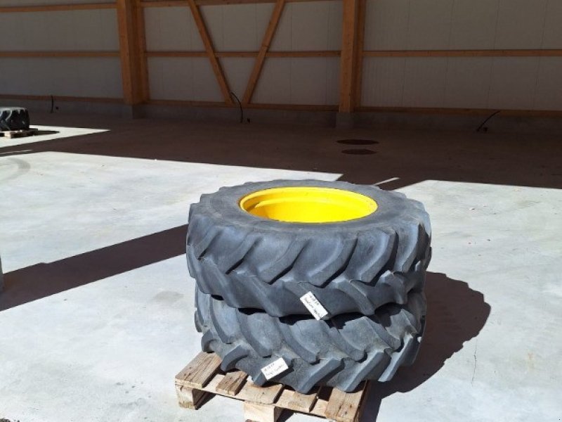 Rad typu John Deere Goodyear Super Traction 13.6 R24, Gebrauchtmaschine v Susten (Obrázek 1)