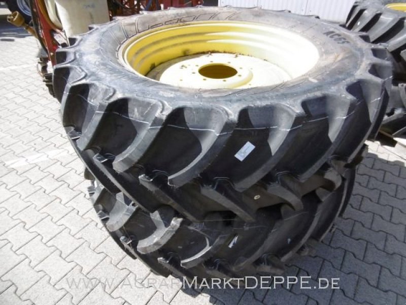 Rad des Typs John Deere Kompletträder 4-Stck, Neumaschine in Lauterberg/Barbis (Bild 3)