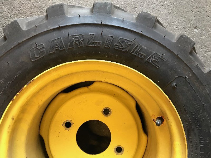 Rad of the type John Deere Radsatz, Gebrauchtmaschine in Chur (Picture 4)