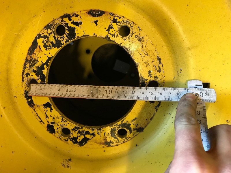 Rad of the type John Deere Radsatz, Gebrauchtmaschine in Chur (Picture 10)