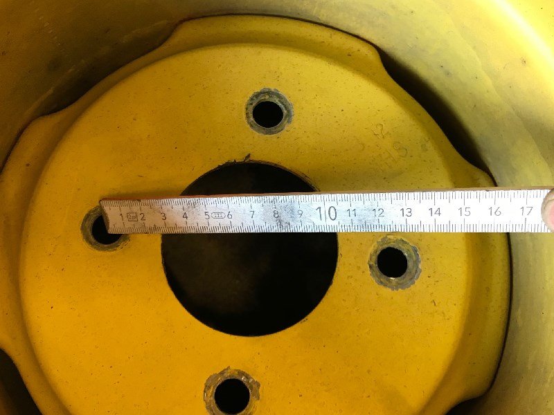Rad des Typs John Deere Radsatz, Gebrauchtmaschine in Chur (Bild 7)