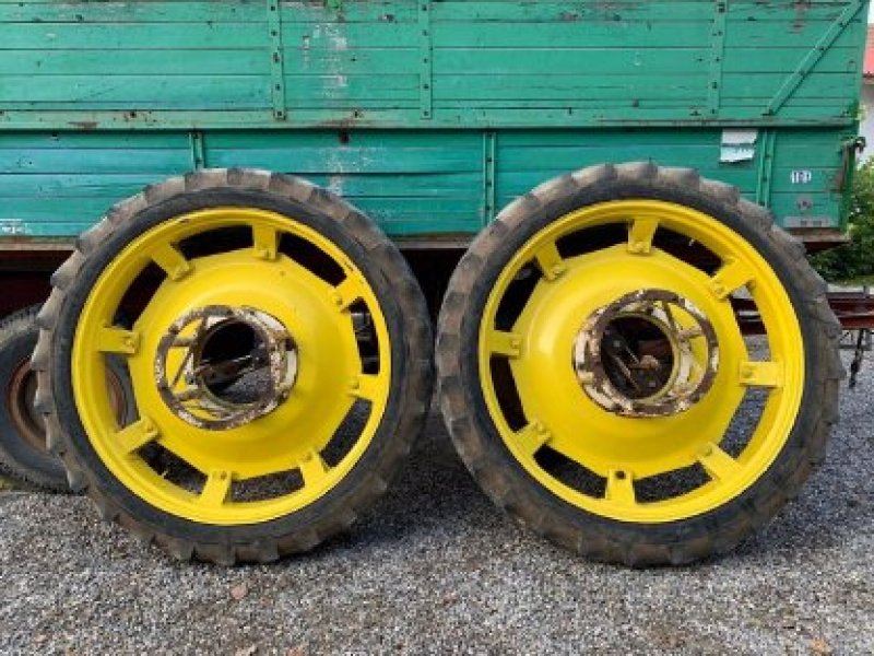 Rad typu John Deere Räder, Gebrauchtmaschine v Moorenweis (Obrázek 1)