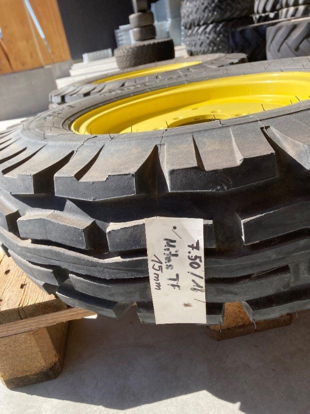 Rad of the type John Deere Sonstiges, Neumaschine in Susten (Picture 2)