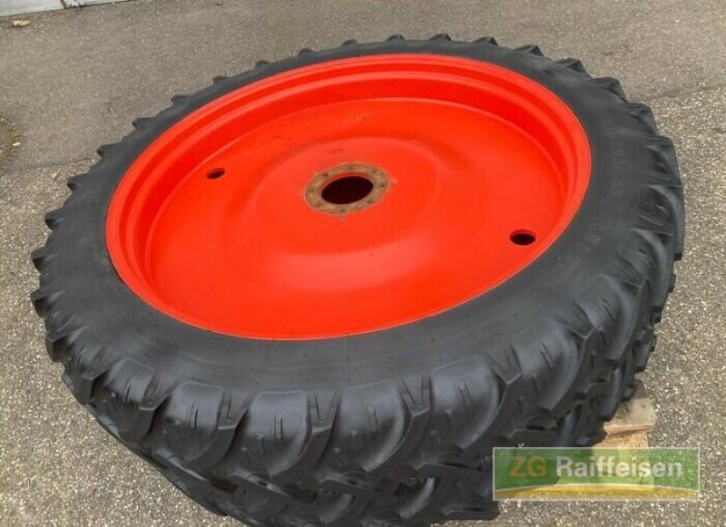 Rad des Typs Kleber 270/95 R48, Gebrauchtmaschine in Bühl (Bild 3)