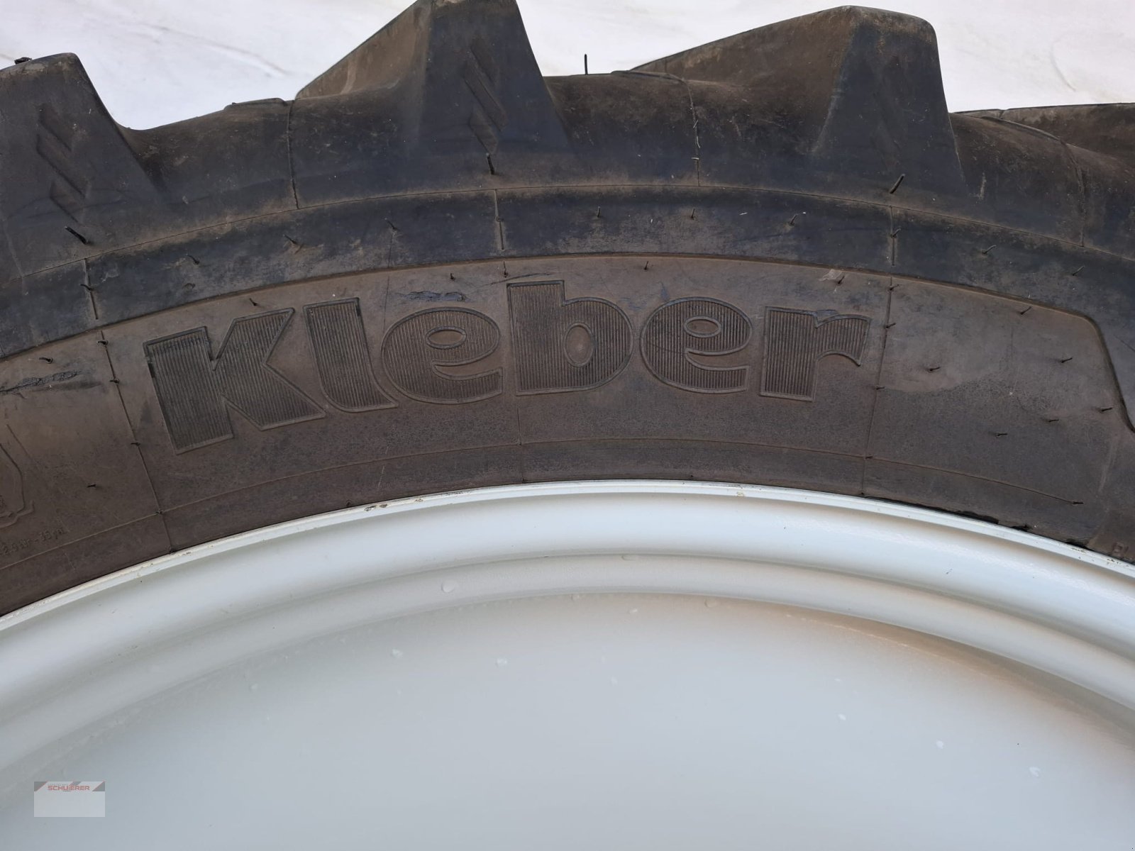 Rad del tipo Kleber 300/95 R46, Gebrauchtmaschine In Schwandorf (Immagine 4)