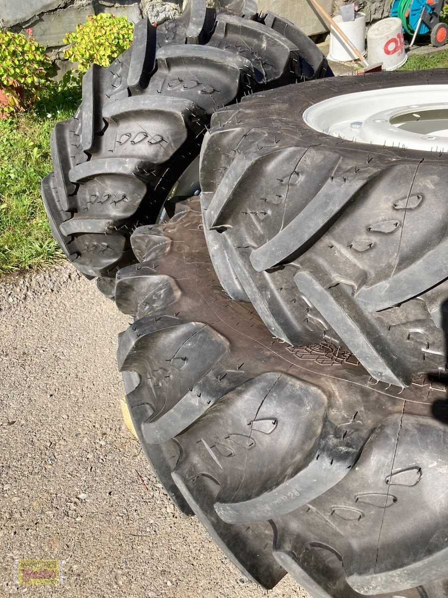 Rad a típus Kleber Komplettradsatz zu New Holland T4 S, Neumaschine ekkor: Kötschach (Kép 4)