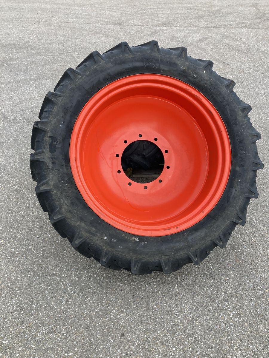 Rad of the type Kleber Super 3 270/95R32, Gebrauchtmaschine in Mistelbach (Picture 5)