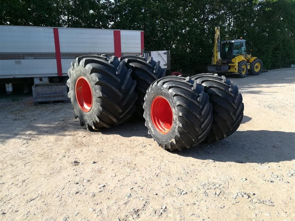 Rad типа Michelin 1050/50-32 8 EL 10 HUL, Gebrauchtmaschine в Hjortshøj (Фотография 1)