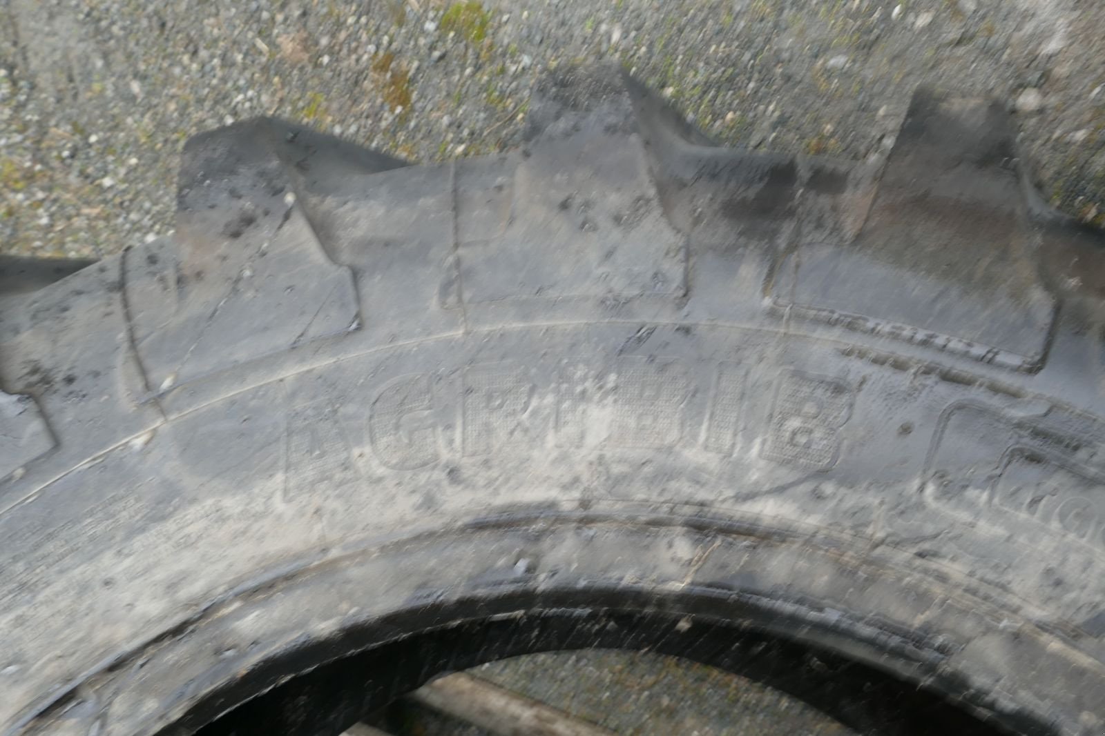 Rad Türe ait Michelin 13.6-24, Gebrauchtmaschine içinde Villach (resim 3)